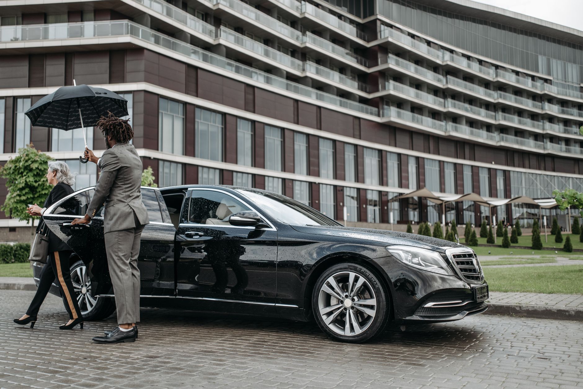 Chauffeur privé équipe à Saint-Louis